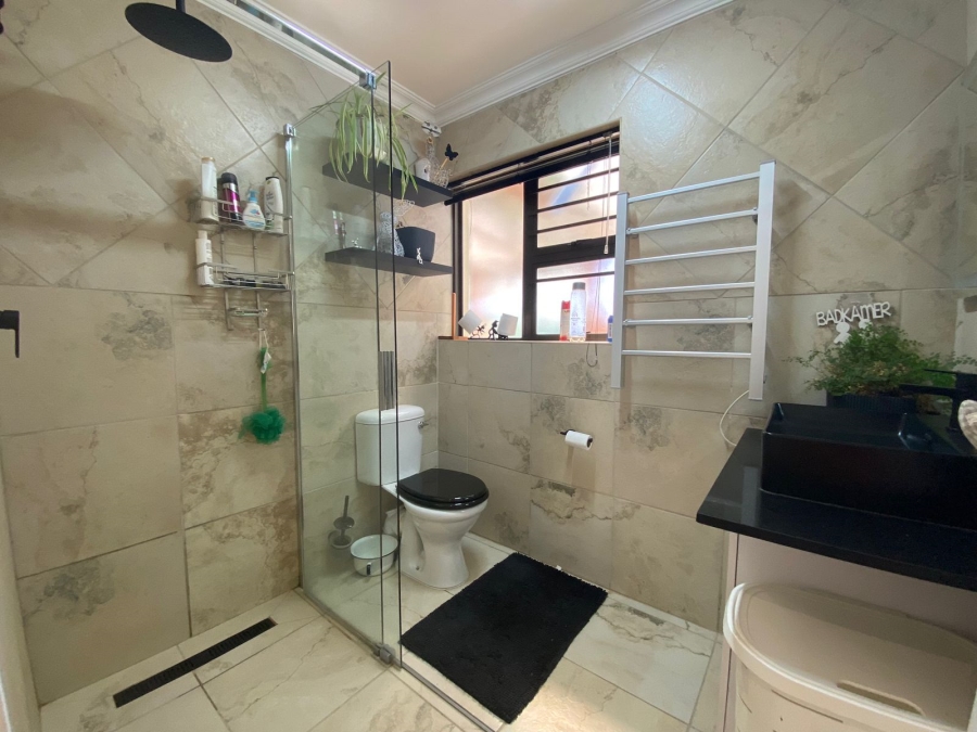 To Let 2 Bedroom Property for Rent in Table View Western Cape